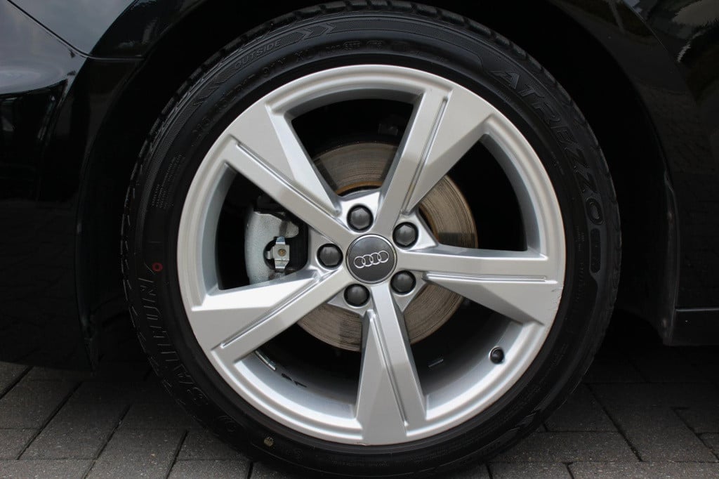 Audi A1 Sportback 30 tfsi s line - virtual - led - matrix - cruise - carpla