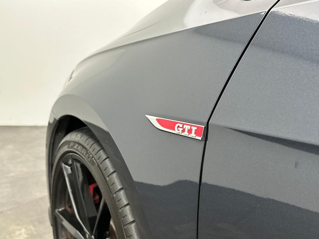 Volkswagen Golf 2.0 tsi gti performance