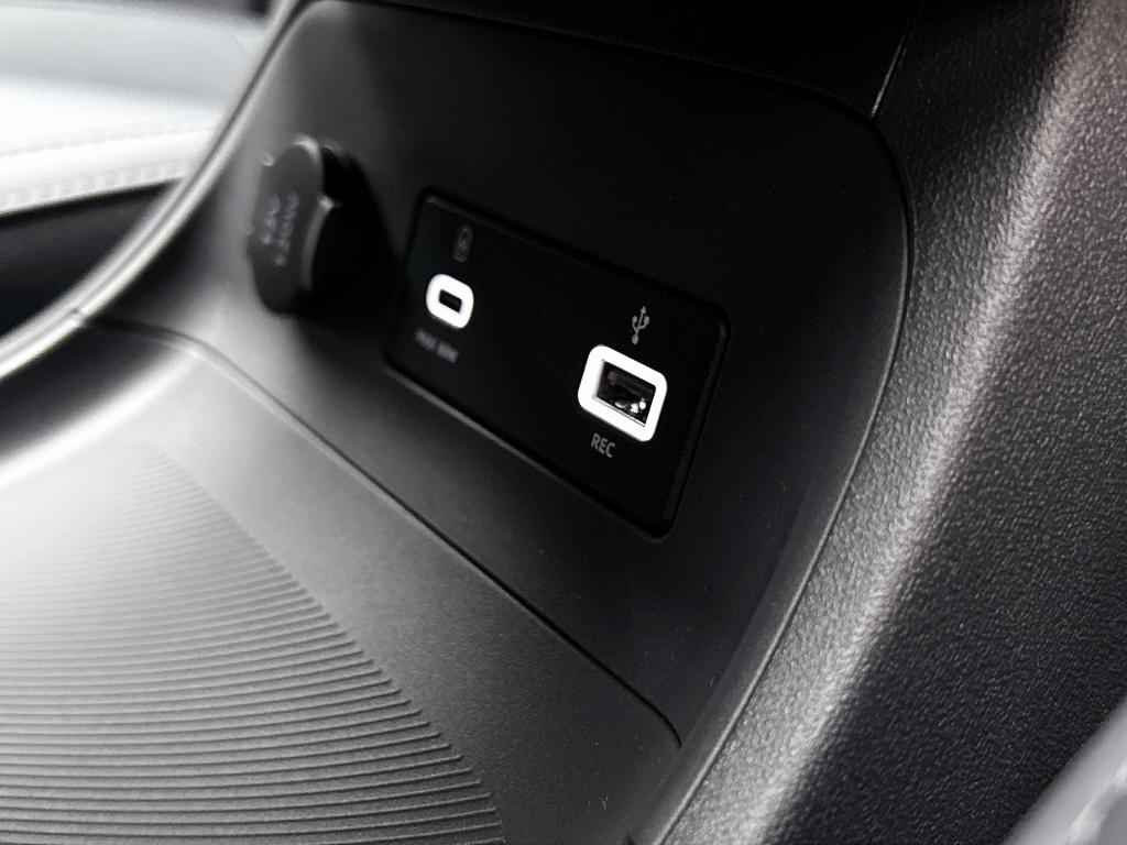 Leapmotor B05 promax design 67.1 kwh | voorraad ! | wind grey | 482 km wltp