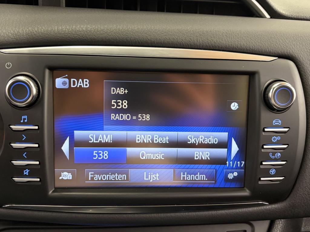 Toyota Yaris 1.5 hybrid executive