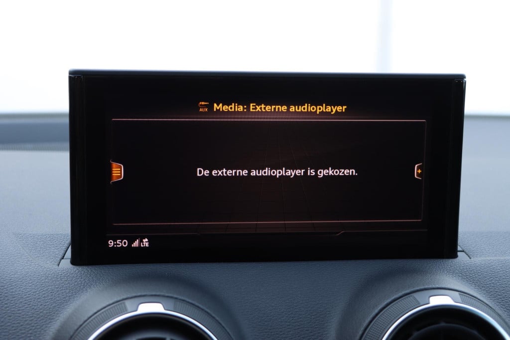 Audi Q2 35 tfsi s edition 150pk s-tronic