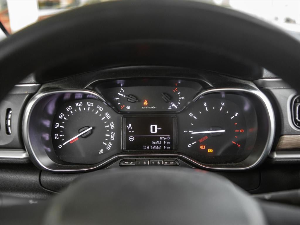 Citroen C3 1.2 puretech 83pk shine | navigatie | apple carplay & android au