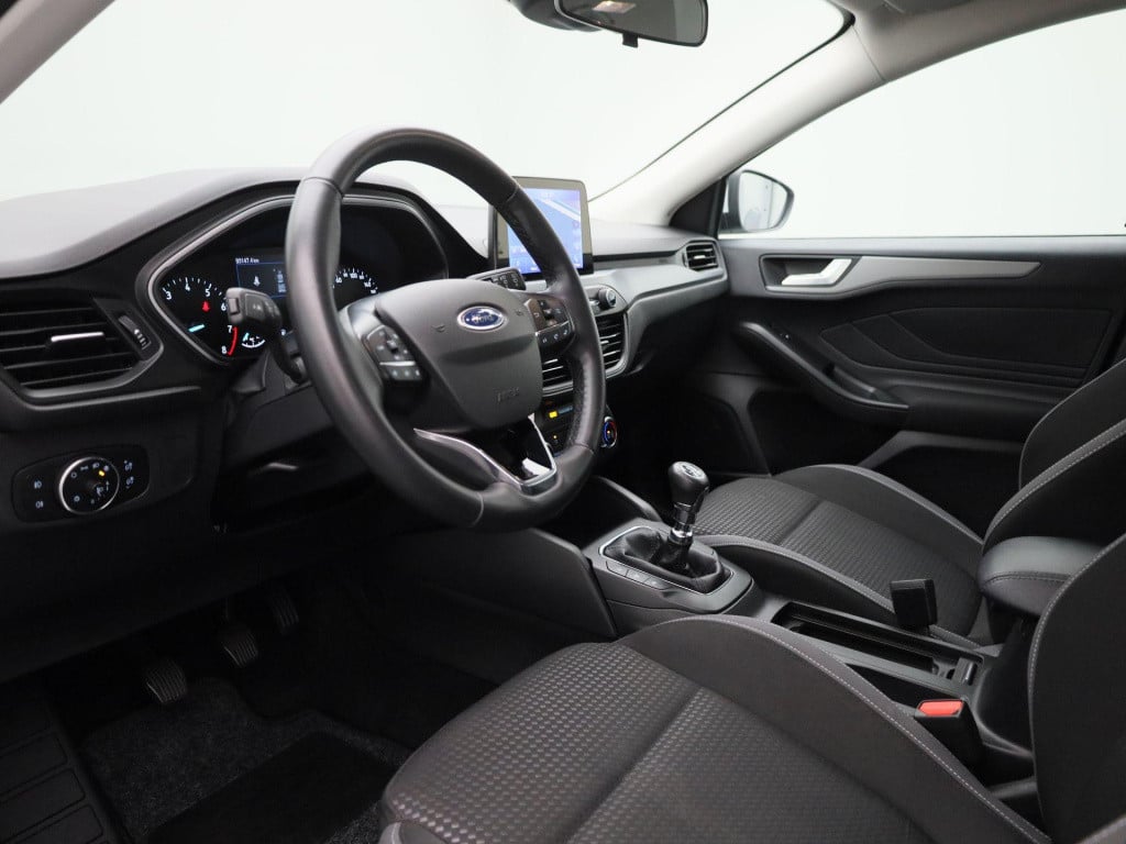 Ford Focus 1.0 ecoboost hybrid connected | parkeer sensoren | navigatie | c