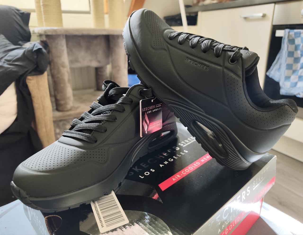 Skechers Uno maat 41, nieuw in doos