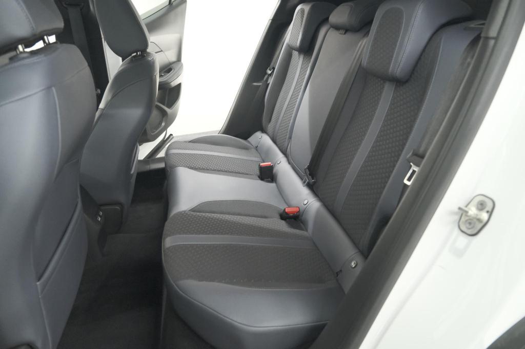 Peugeot 2008 puretech 130 allure | camera | adaptieve cruise control | stoe