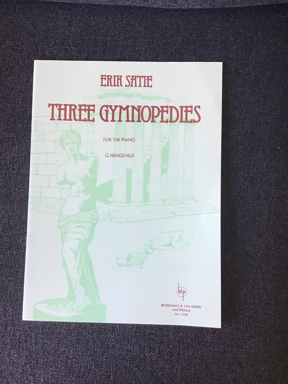 Tree gymnopedies voor piano