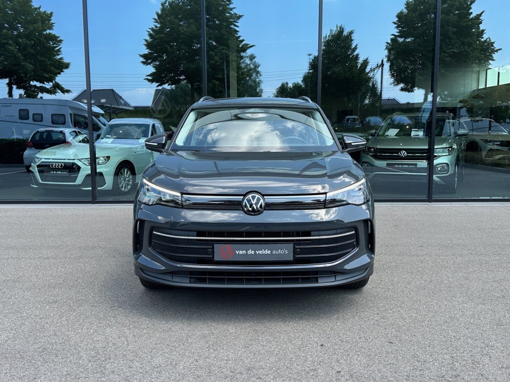 Volkswagen Tiguan 1.5 etsi life | trekhaak | camera | trekhaak | dode hoek 