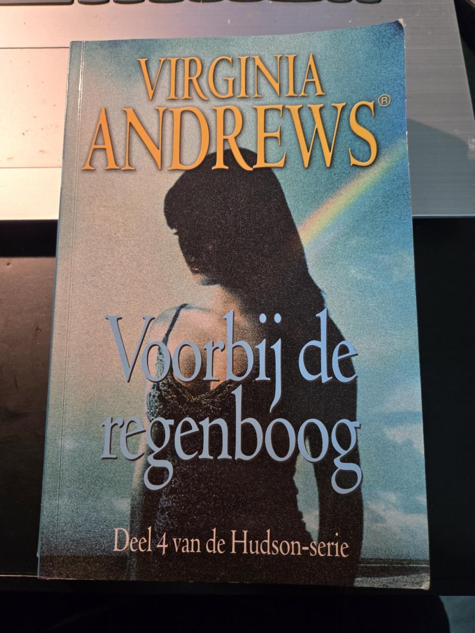 Boek: Voorbij de regenboog : Virginia Andrews 2004