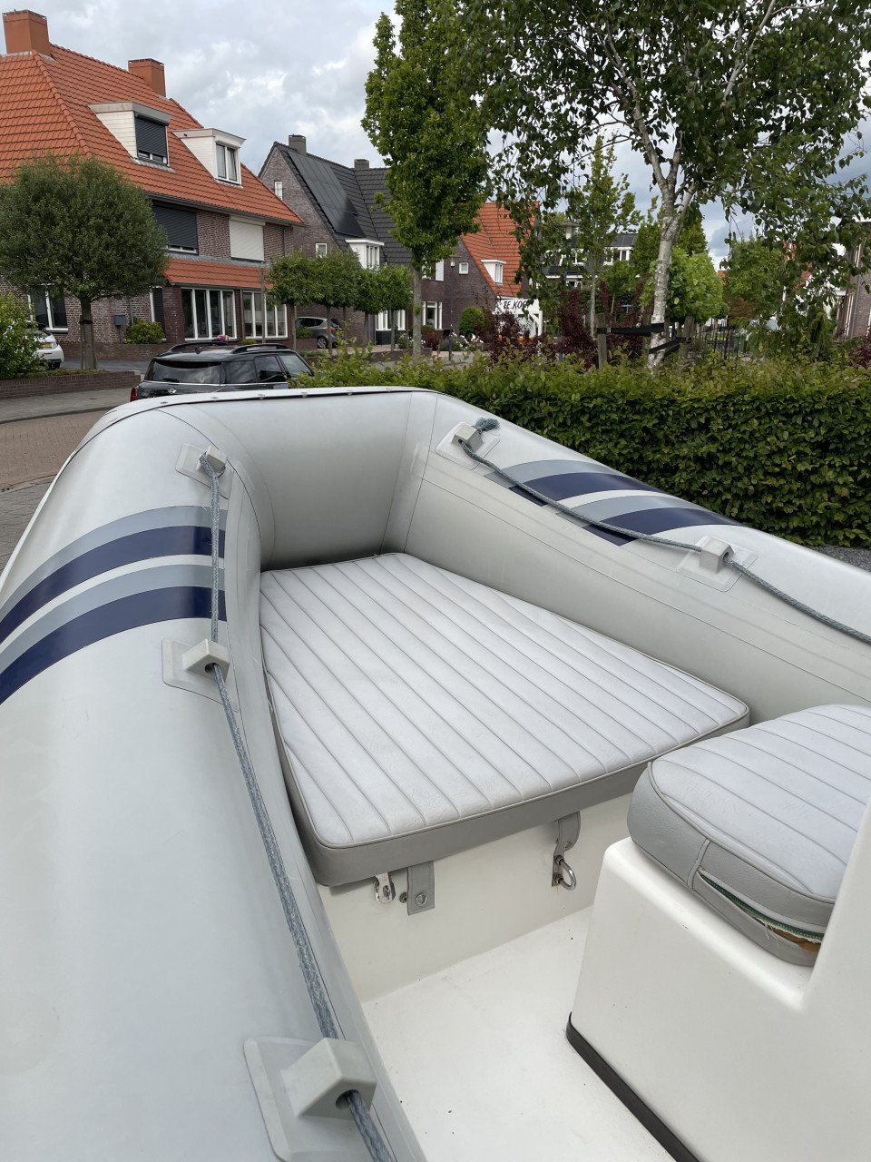 AB 390VS met Yamaha 30PK