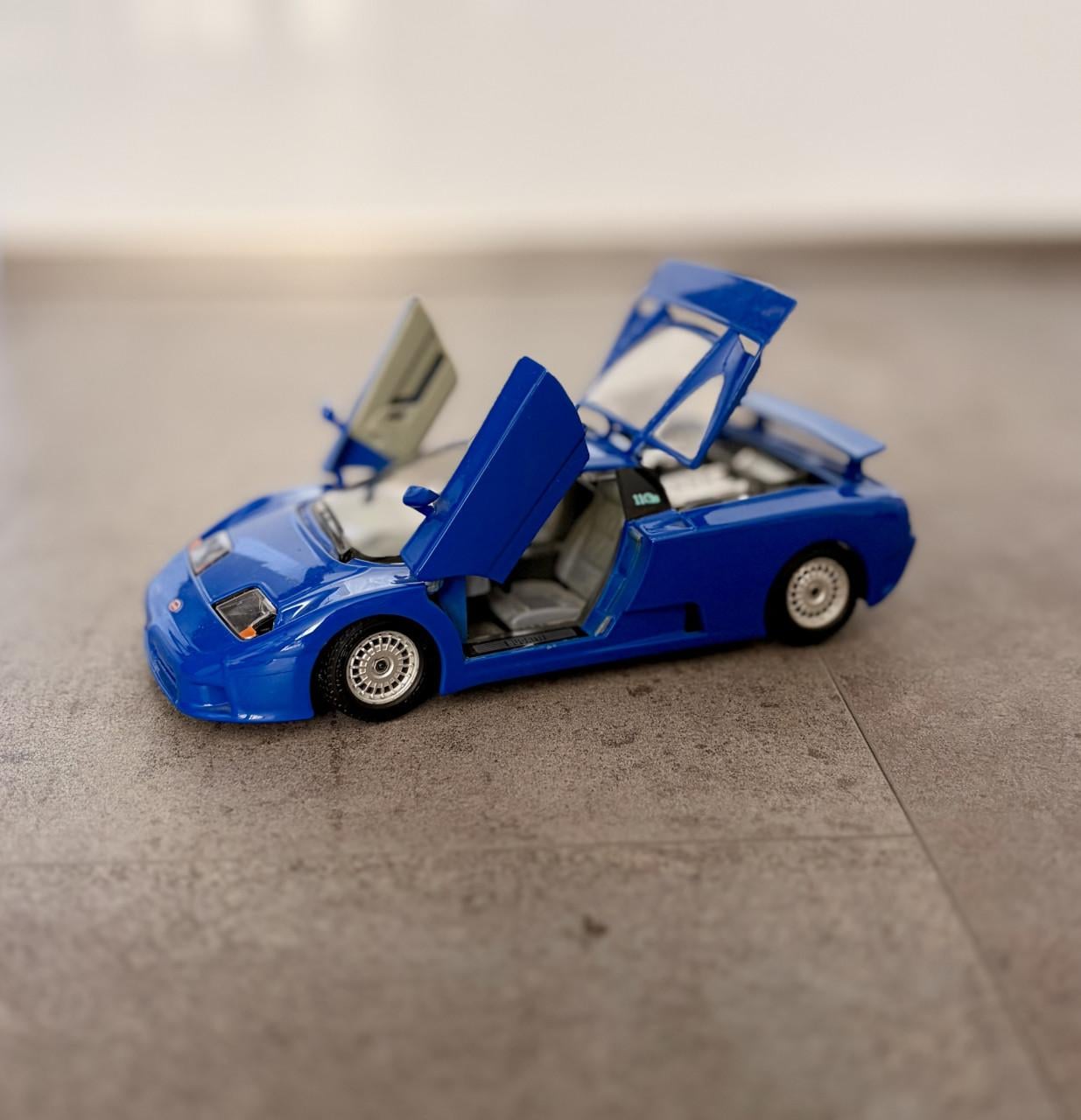 Bburago Bugatti EB110 1:24