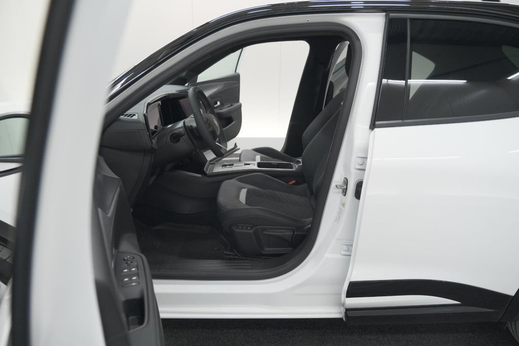 Opel Mokka turbo 130 at8 gs | nieuw model | camera | massagefunctie | apple