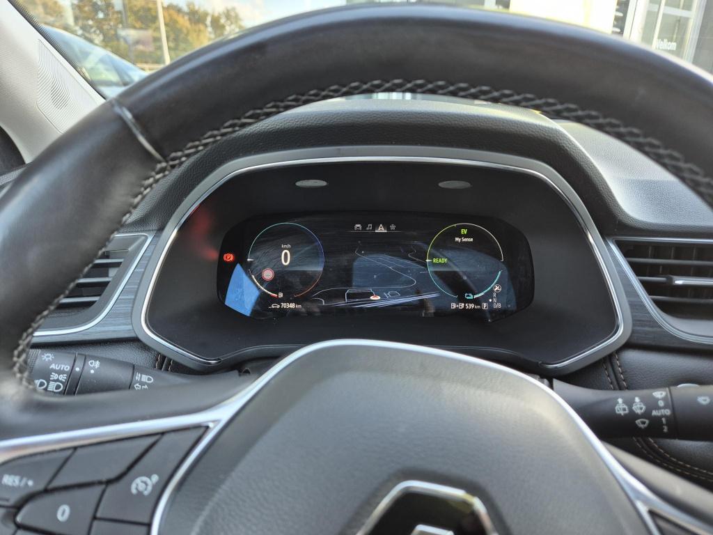 Renault Captur 1.6 e-tech plug-in hybrid 160 initiale paris verkocht
