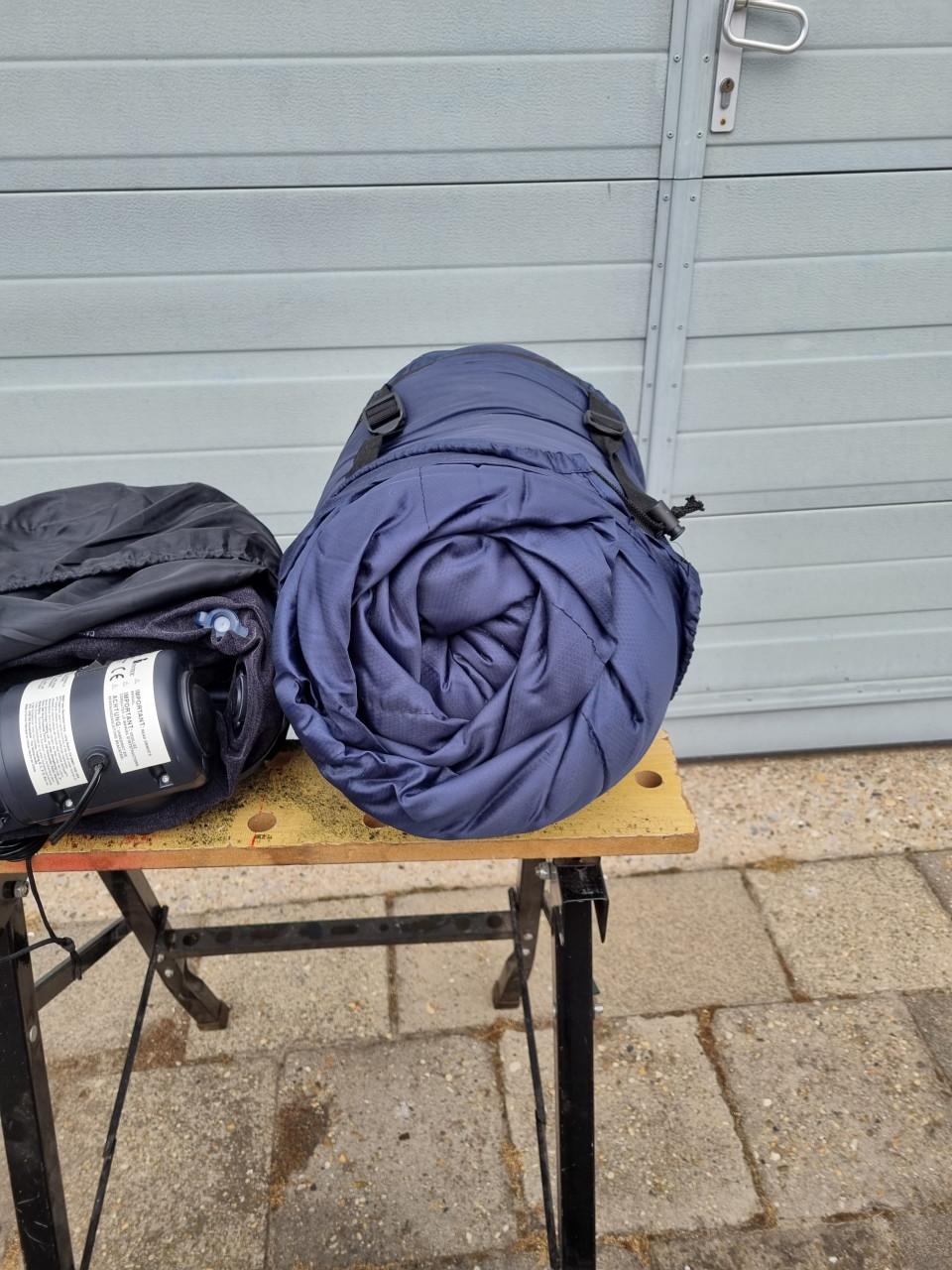 Diverse kampeer en campingspullen