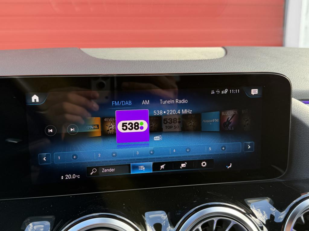 Mercedes-Benz Gla-klasse 250 e amg line | carplay | camera | rijklaar inclu