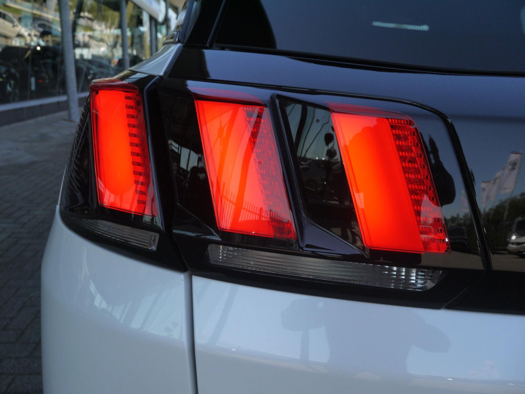 Peugeot 3008 1.6 hybrid4 300 gt|trekhaak|rijklaar