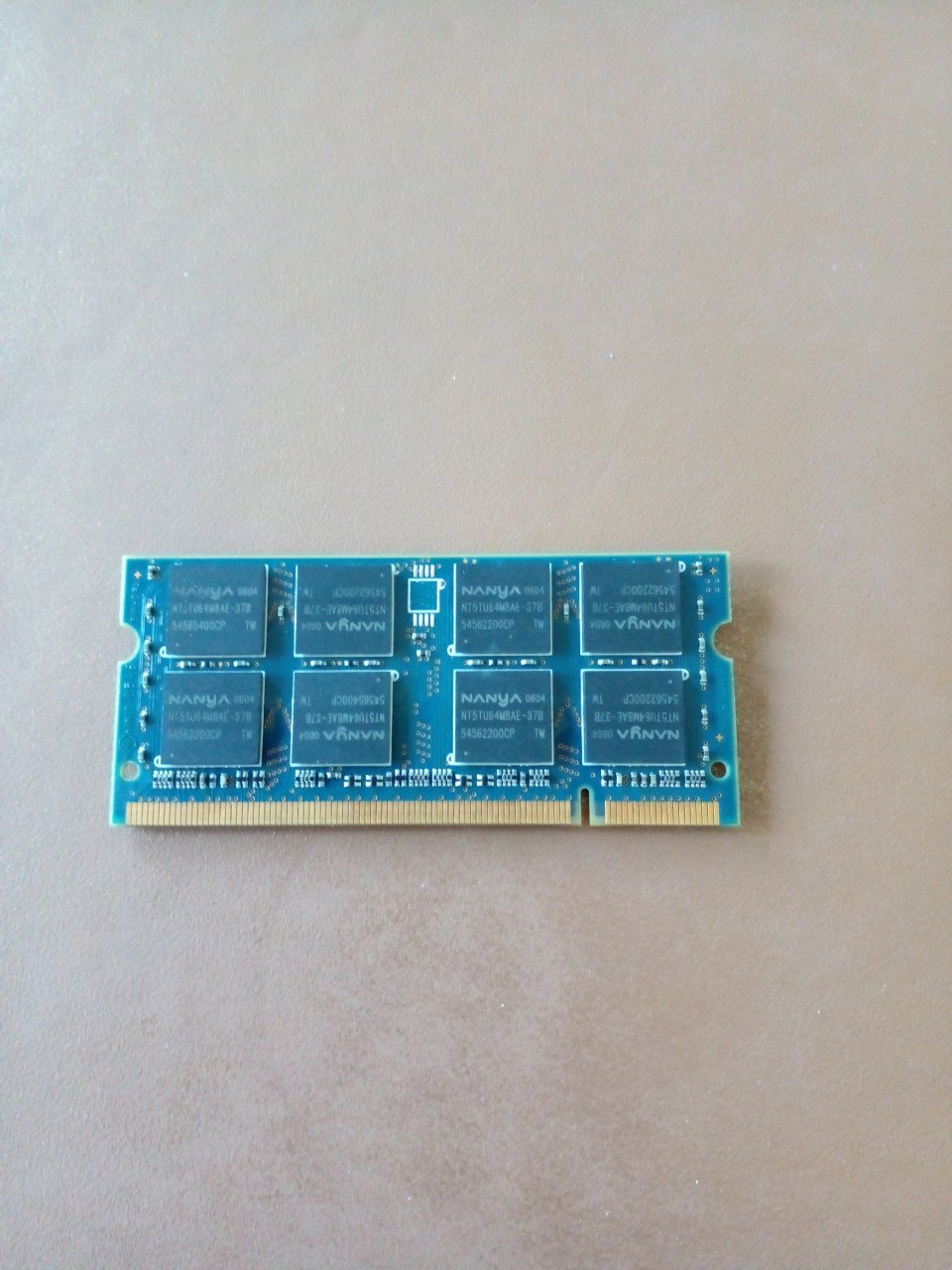 Ram bankje PC2 / DDR2-4200 / 1 Gb voor laptop.