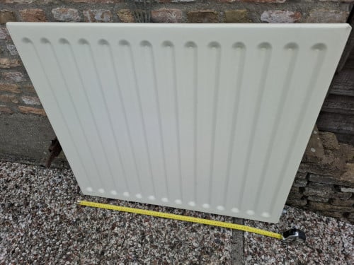 CV Radiator enkelblad 70,5cm hoog 80cm breed te koop €40.