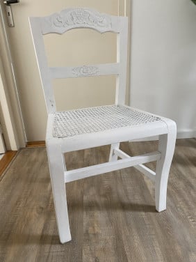 Witte stoel