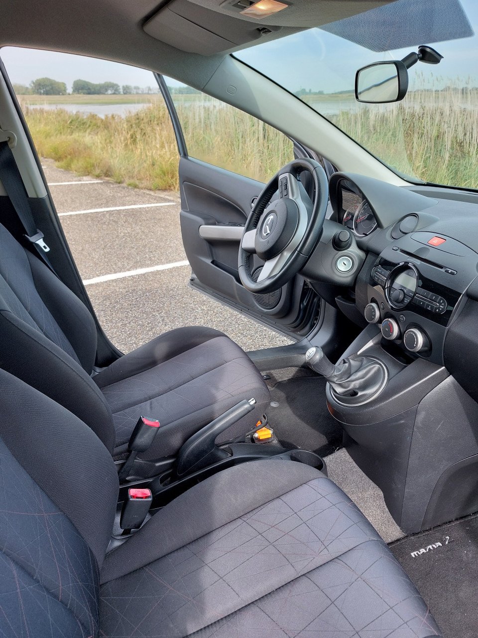 Mazda 2 1.3 benzine | 5drs | 2e eigenaar | Airco | Dealer onderhouden