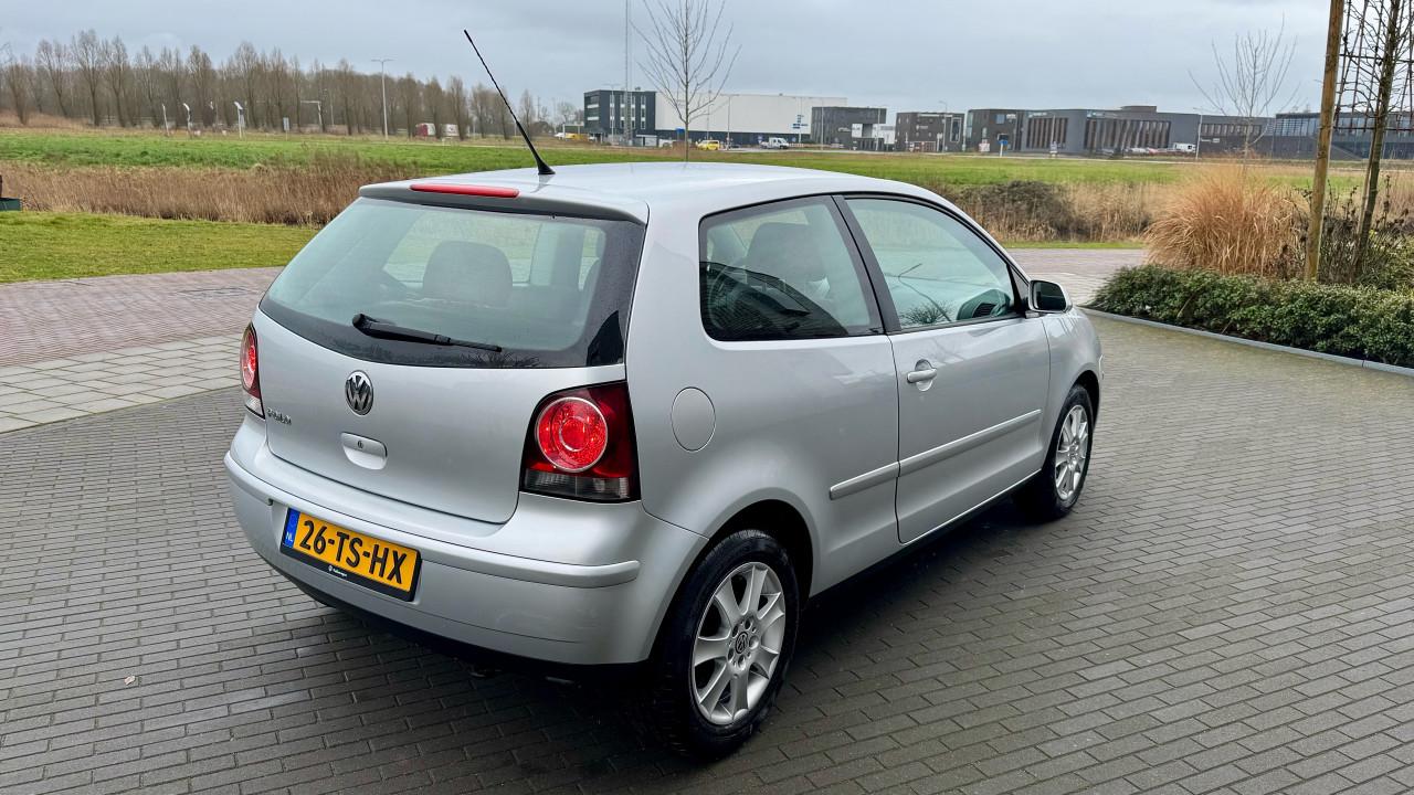 Volkswagen Polo 1.2 Optive - 2007 - Airco - 150.000 km - Reflexzilver