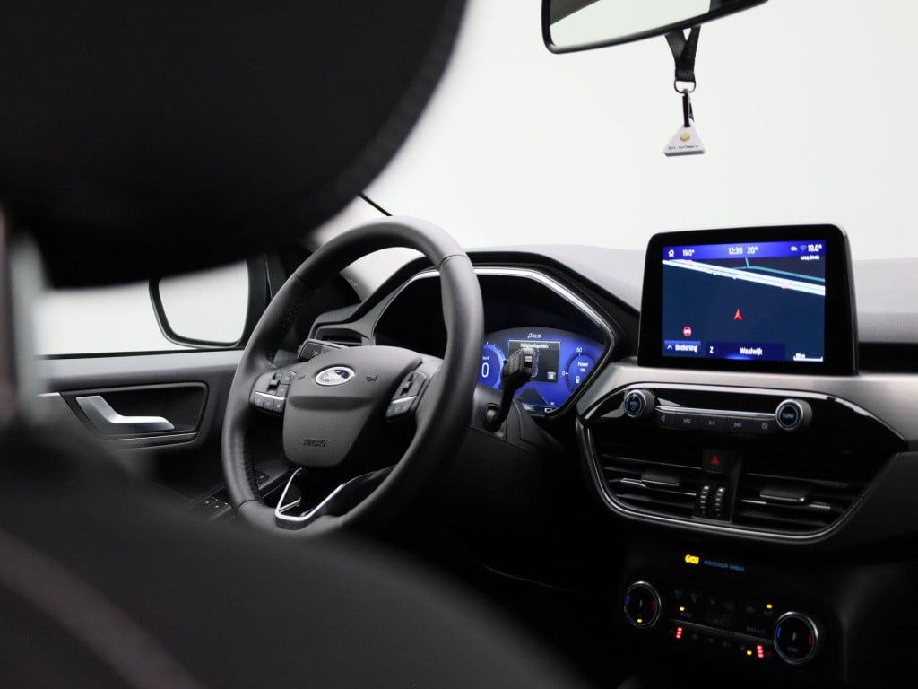 Ford Kuga 2.5 phev titanium | automaat | apple carplay / android auto | sto