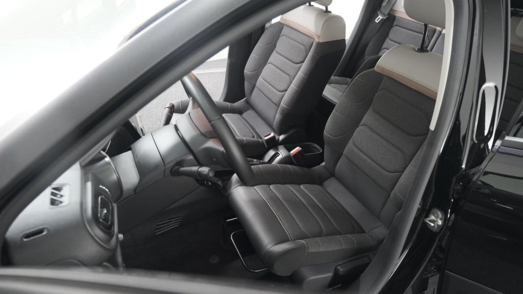 Citroen C3 puretech 82 feel edition | apple carplay | parkeersensoren | nav