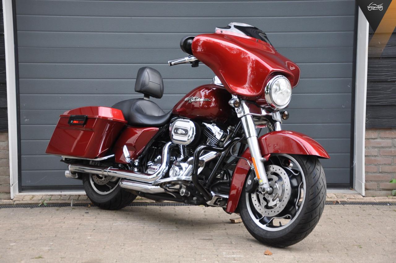 Harley Davidson FLHX Street Glide 96 Mooie motor!