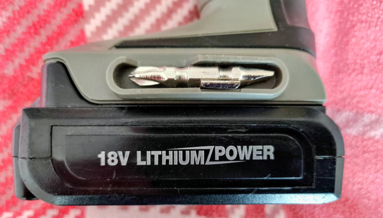 Te koop aangeboden Accu schroef / boormachine