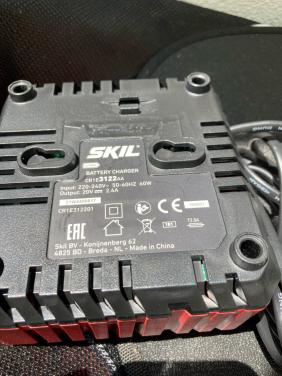 Skil opvangbak en accu GRATIS.