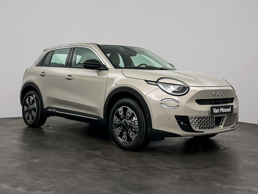 Fiat 600 600e urban 54 kwh | voorraadmodel | snel rijden mogelijk |  full o