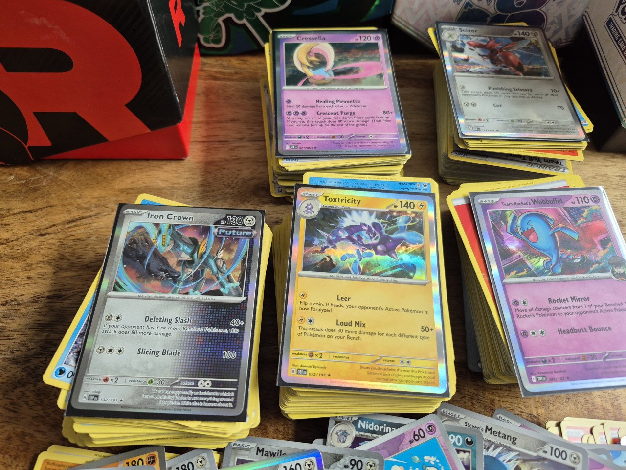 Partij van 600+ mooie pokemon kaarten.