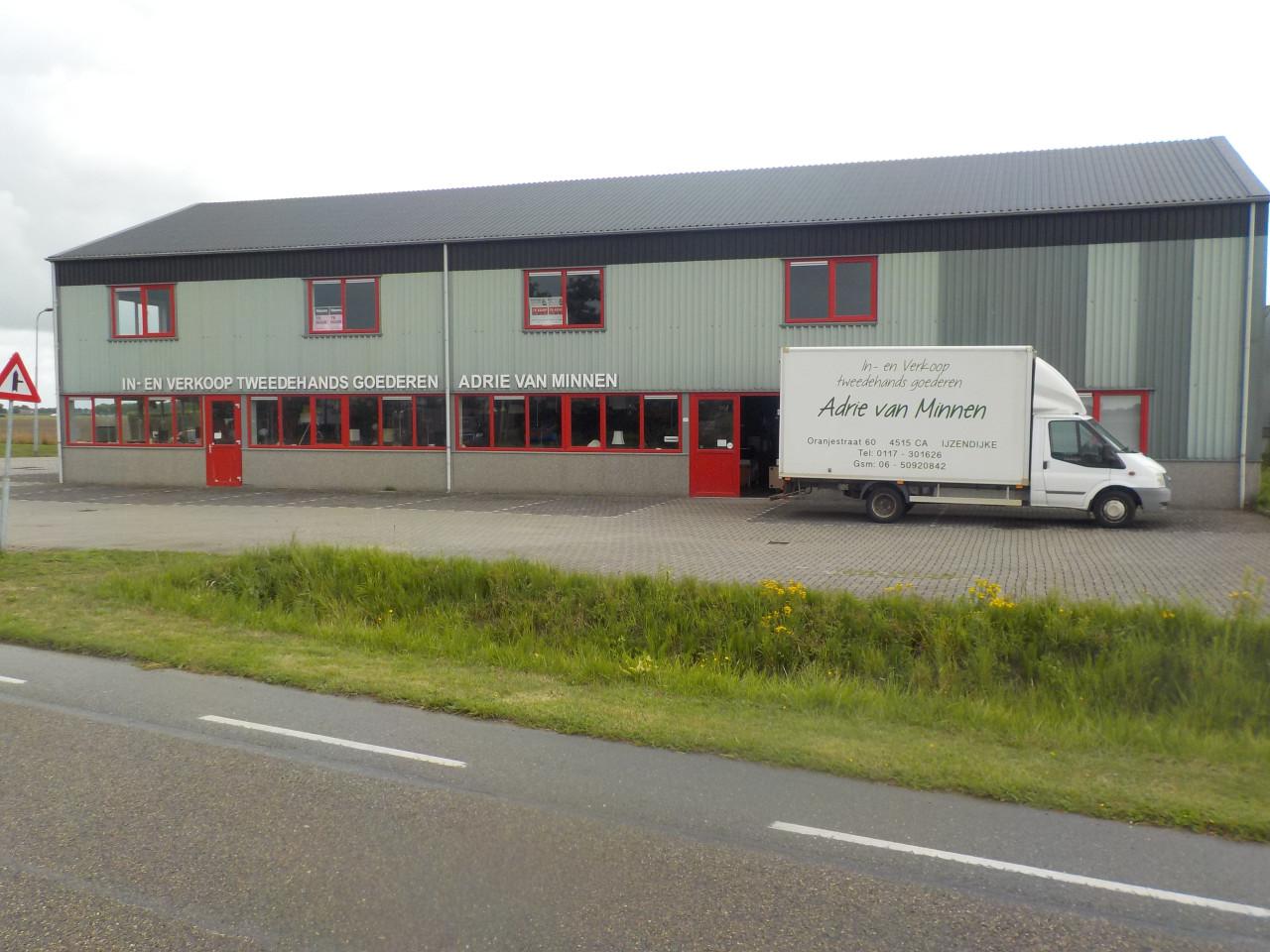 5 delig wandmeubel in vrijwel nieuw staat