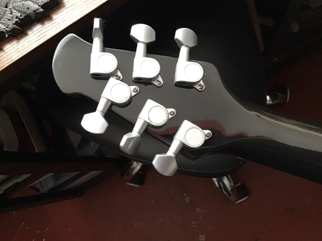 Pasadena Resonater / semi-hollow