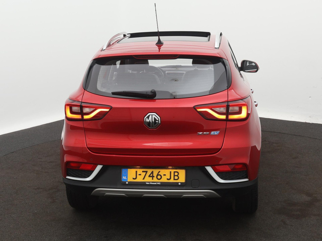 MG Zs-ev luxury 45 kwh | wltp 263km | panorama/schuif-kantel dak | dab | na