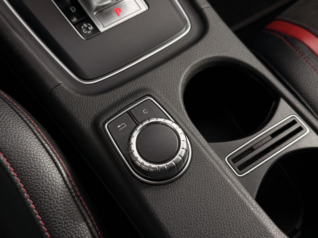 Mercedes-Benz A-Klasse amg 45 4matic | stoelverwarming | kuipstoelen | acht