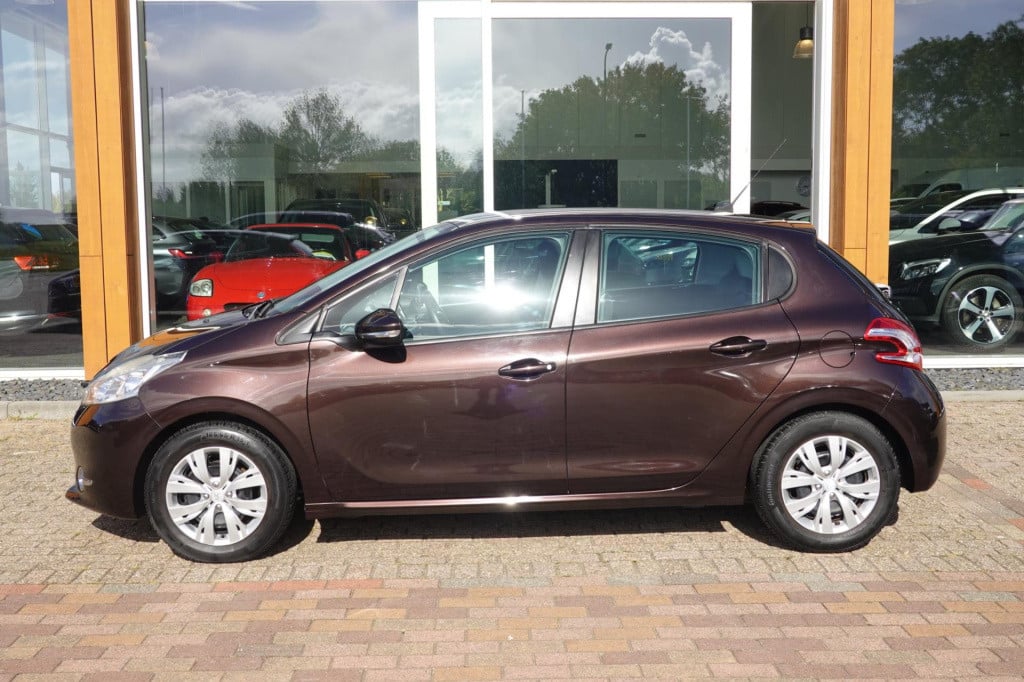 Peugeot 208 1.2 vti active
