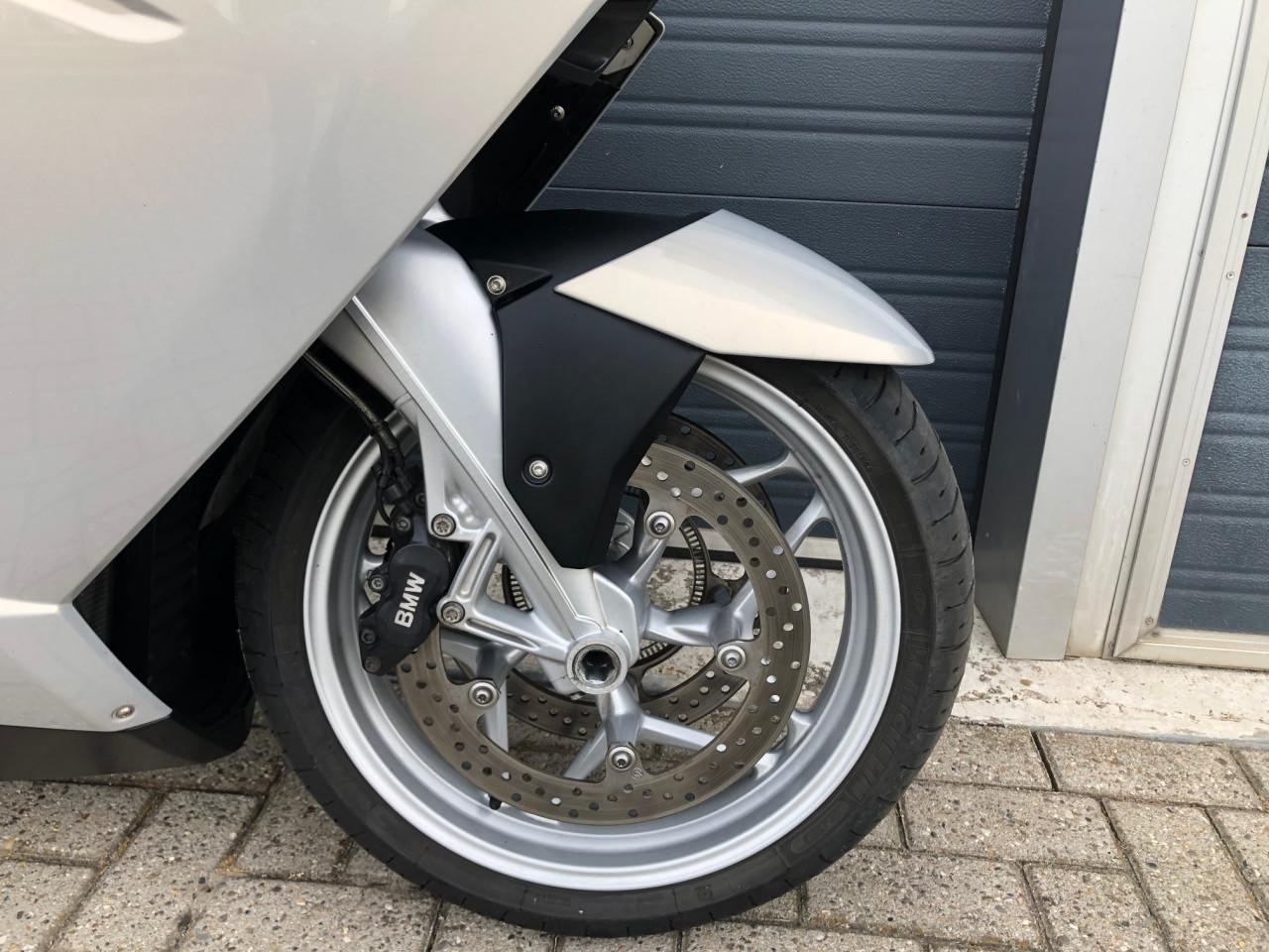 Mooie BMW K1200GT uit 2006 met 35 dkm, cruisecontrol, rijklaar €3500,-