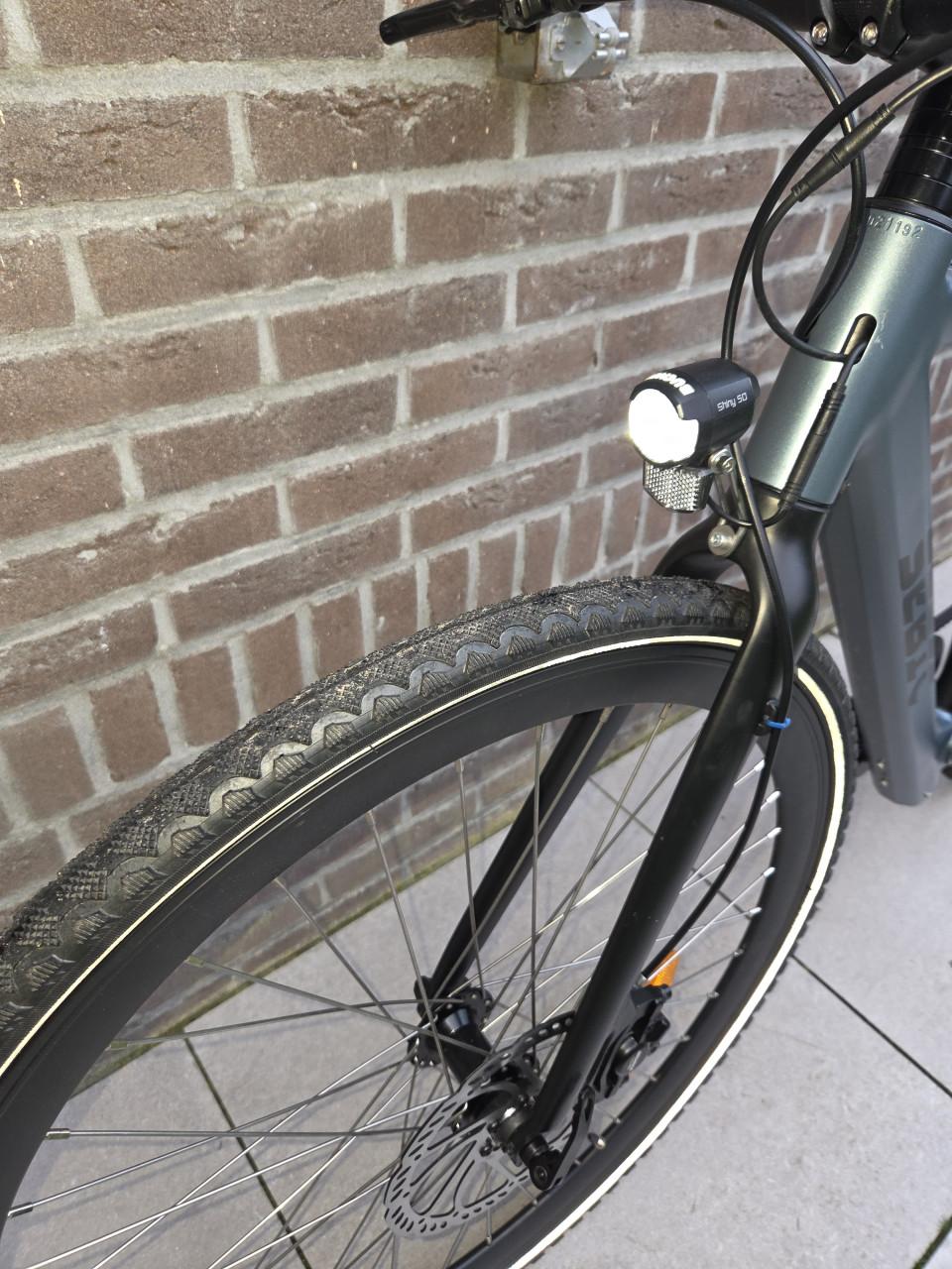 SEBIC BEF-700C electrische racefiets met automatische versnelling
