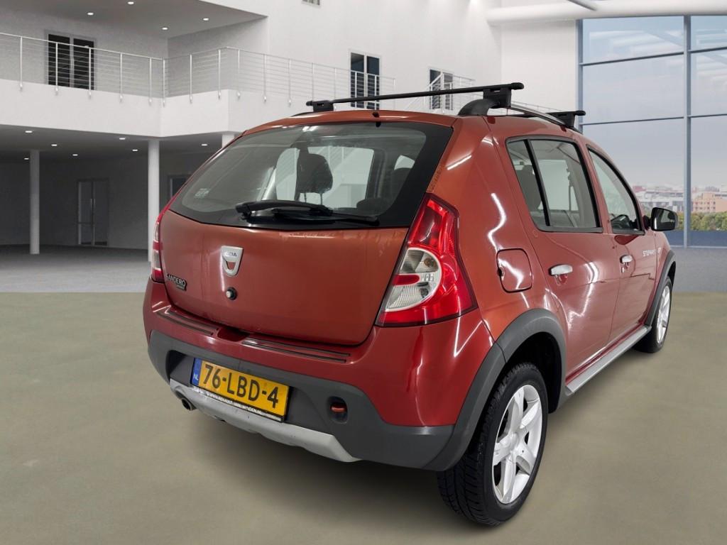 Dacia Sandero Stepway 1.6-Hoogzitter-Airco-trekhk-stuurbekr-nw.apk-2800,=