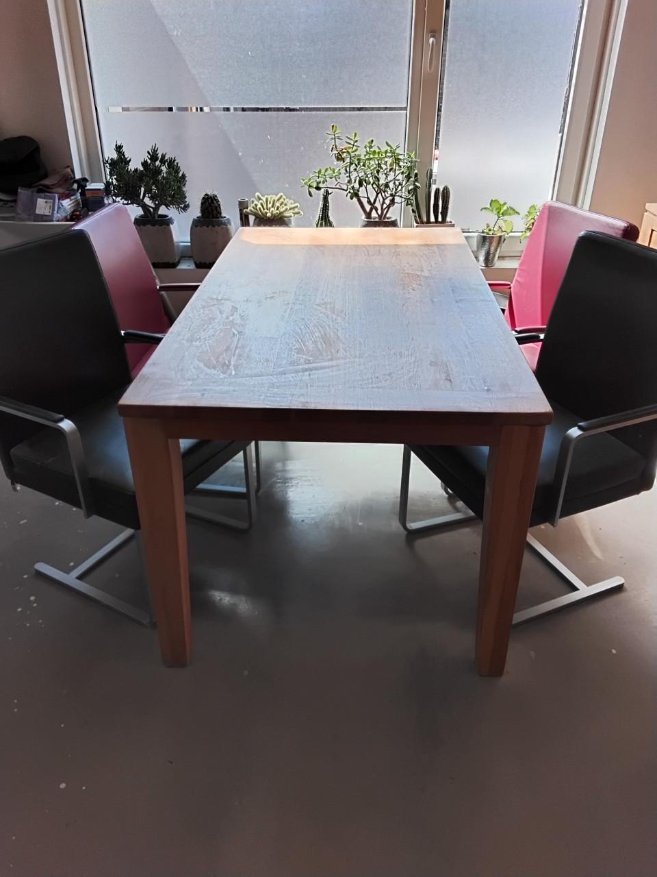 Eethoek compleet gratis modern Hulsta leren metalen 4 stuks stoelen met taf