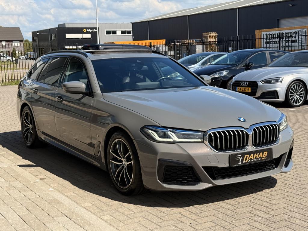 BMW 5 Serie touring 530i high executive m-sport | pano | headup | laser