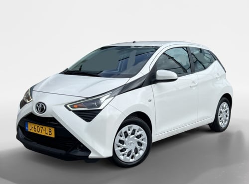 Toyota Aygo 1.0 vvt-i x-play