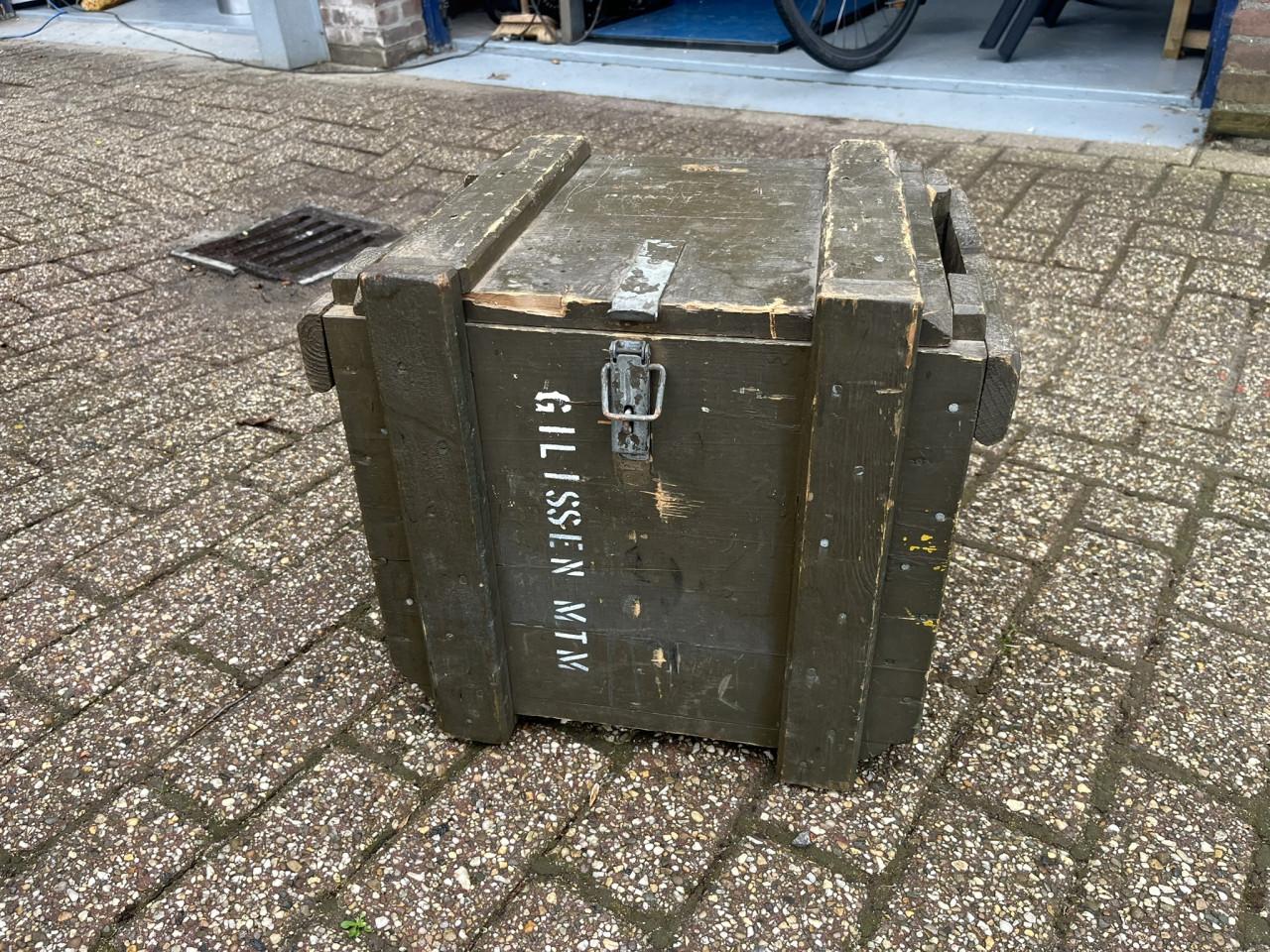 Houten legerkist