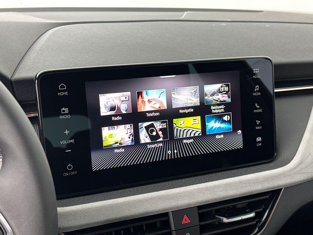 Skoda Scala 1.0 tsi business edition - travel assist