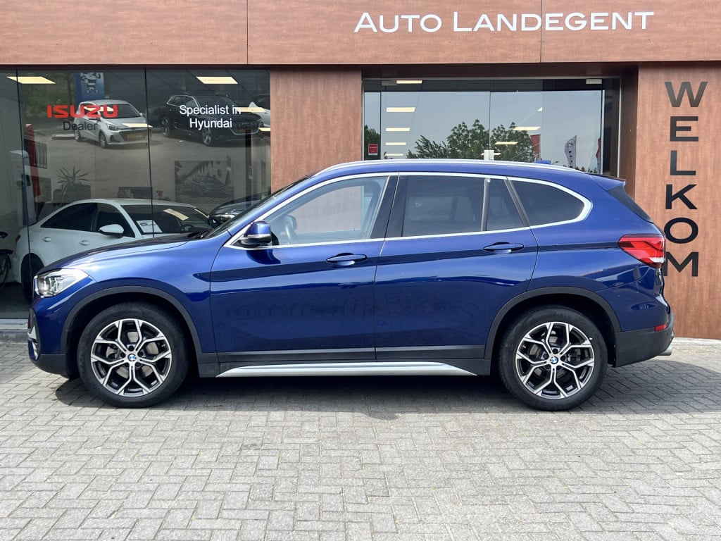 BMW X1 sdrive18i high executive - xline | leder | panorama | sportstoel | n