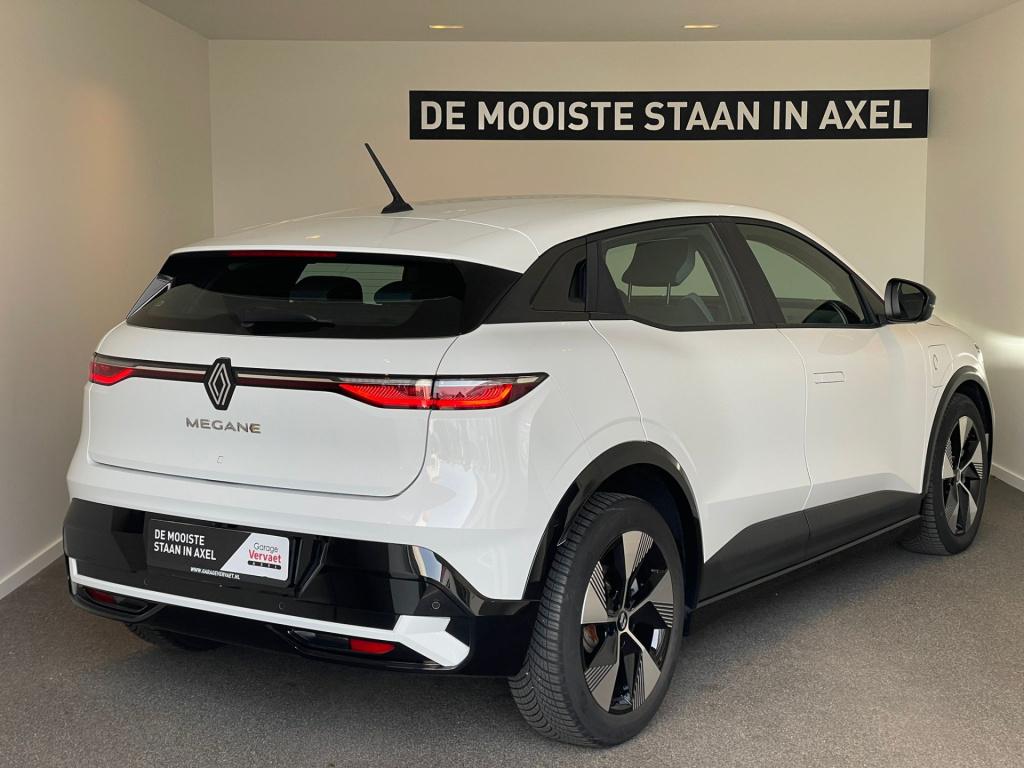 Renault Megane E-tech ev40 boost charge equilibre