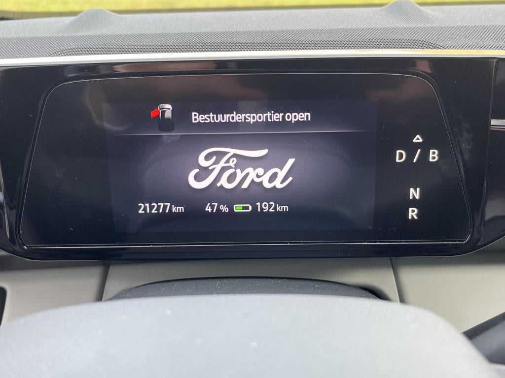 Ford Explorer premium extended range rwd 77 kwh | panoramadak | climate con