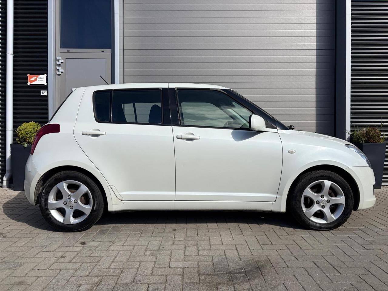 Suzuki Swift 1.3 Shogun / Airco / Trekhaak / Lichtmetaal