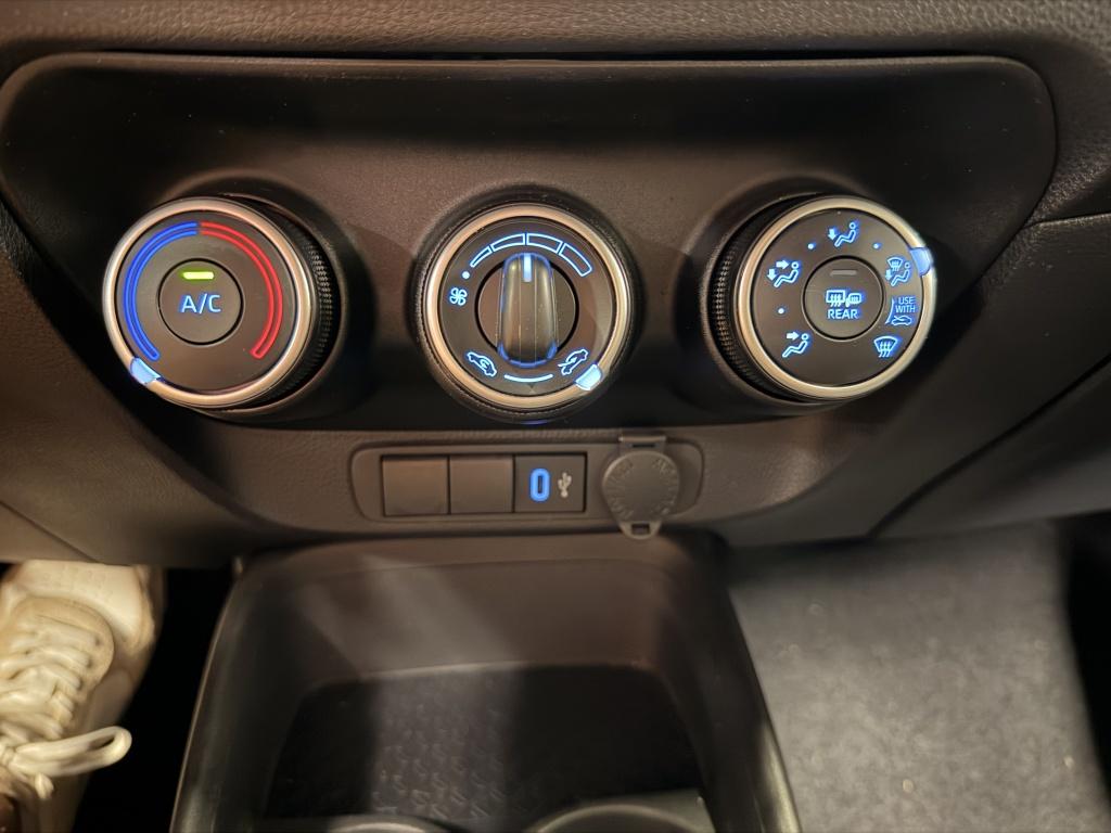 Toyota Aygo x 1.0 vvt-i mt play| camera| carplay| airco