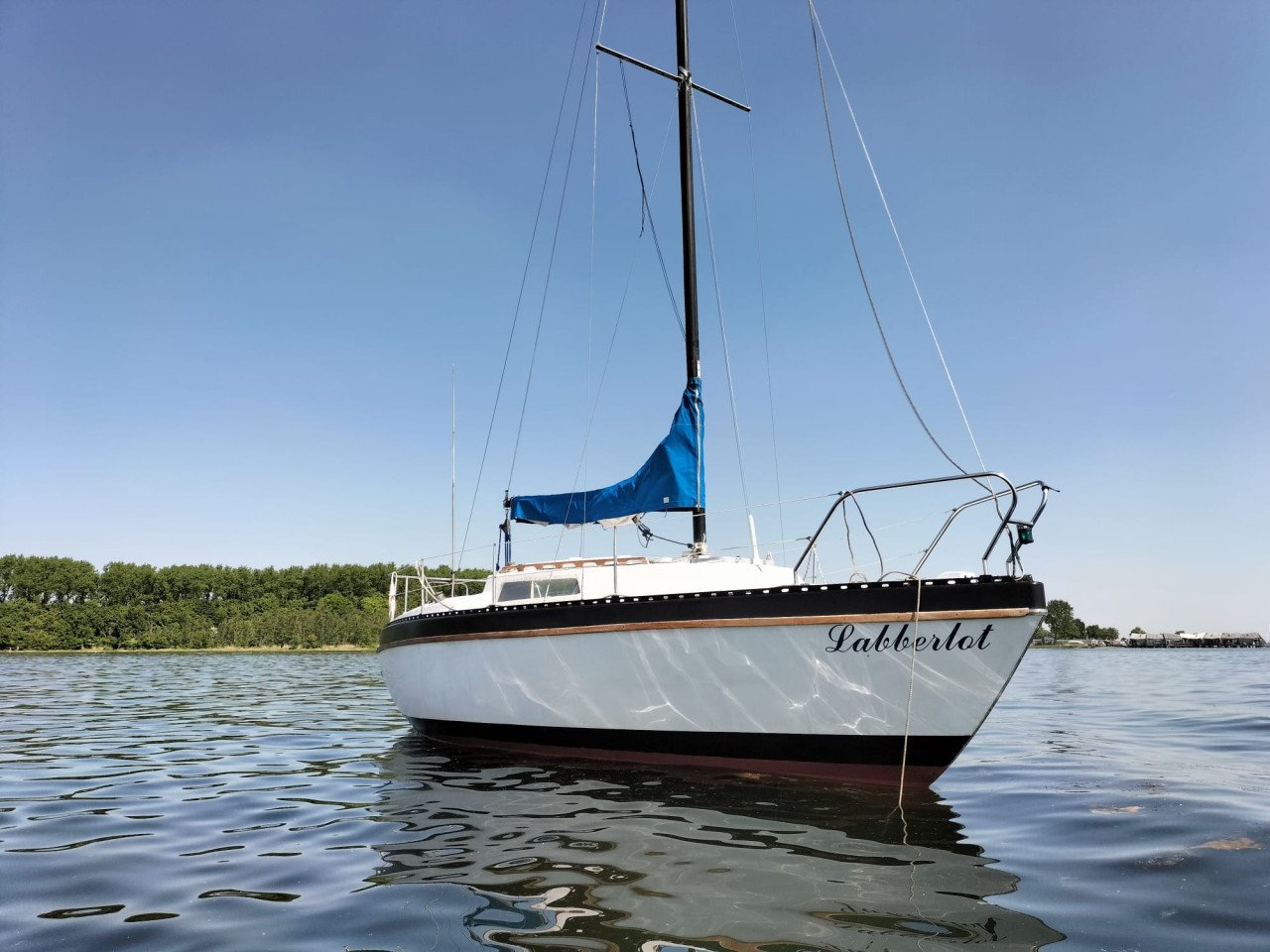 Piewiet 700 Zeilboot – Vaar klaar -Inclusief ligplaats tot 04-2026